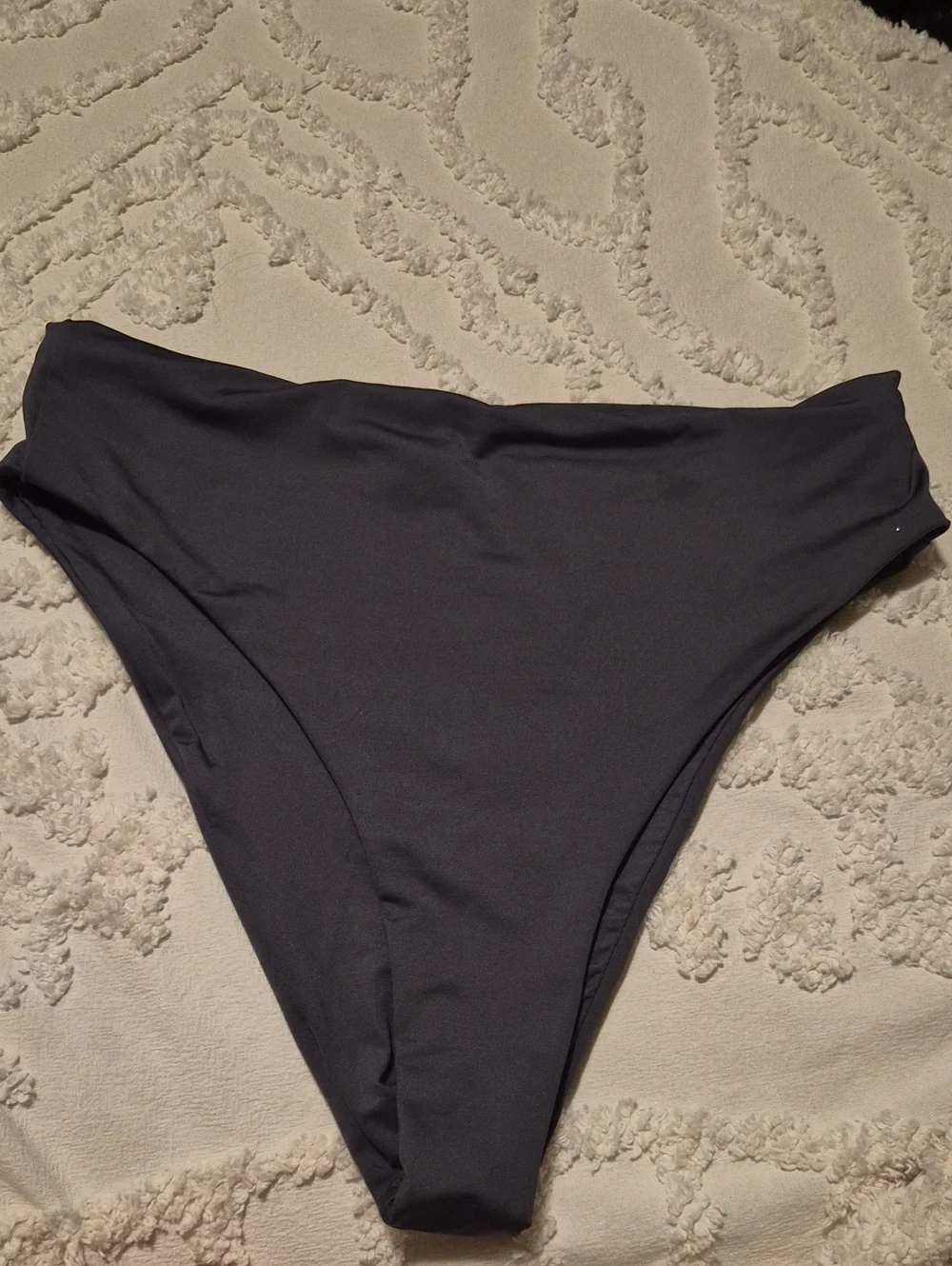 SKIMS Two-Piece Swim Set with Matching Skirt | Gray | Size Medium | NWOT